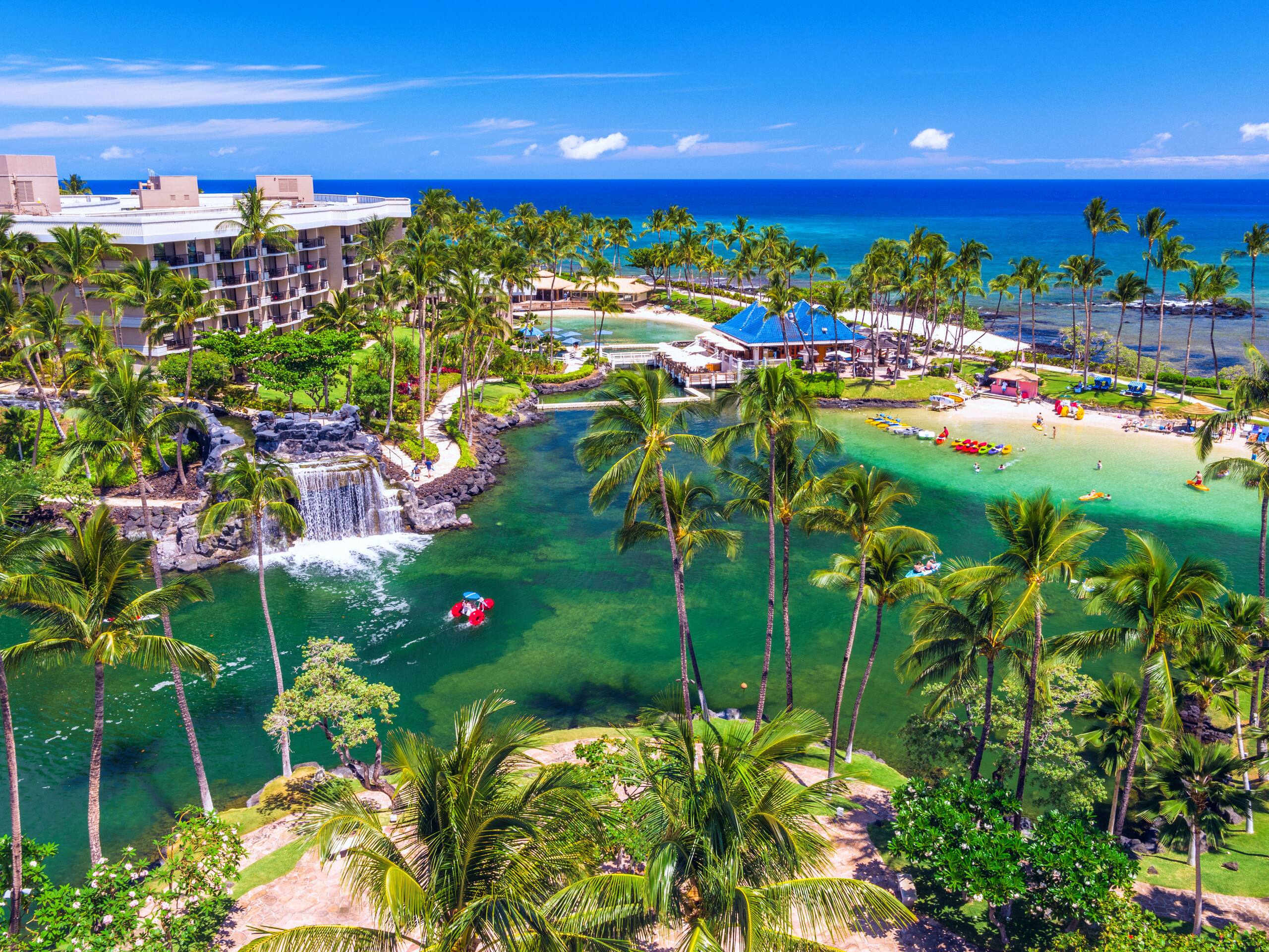 Home in Waimea · ★4.93 · 3 bedrooms · 6 beds · 2.5 private baths - Image 44