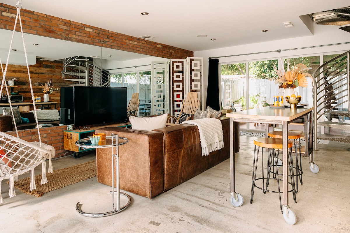 Successful Airbnb property: Dream Miami Casita | Lux, Patio, Parking, Walkable in Historic Buena Vista East