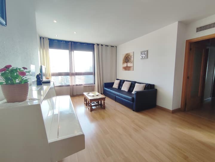Big apartment near FIRA BCN - MAGIC FOUNTAIN