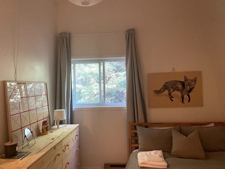 تُعرف أيضًا باسم غرفة فوكس 