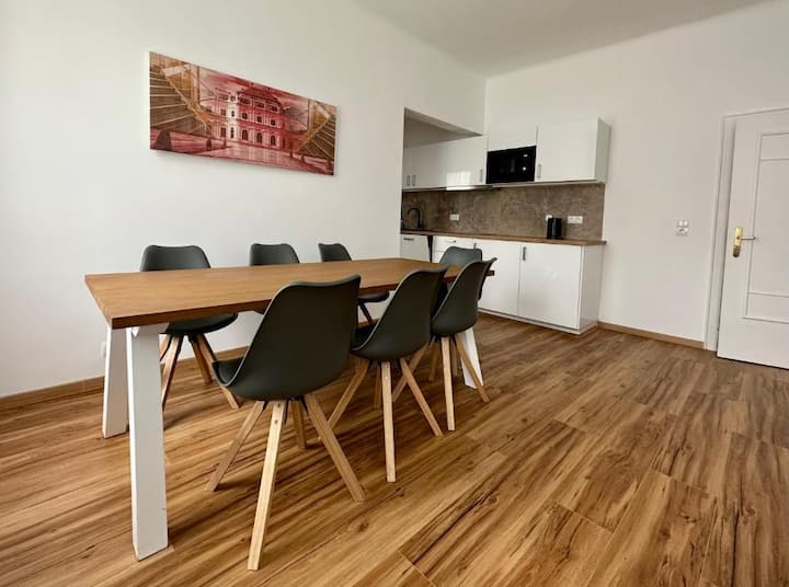 3BR- KLIMT Apartment for 8 people