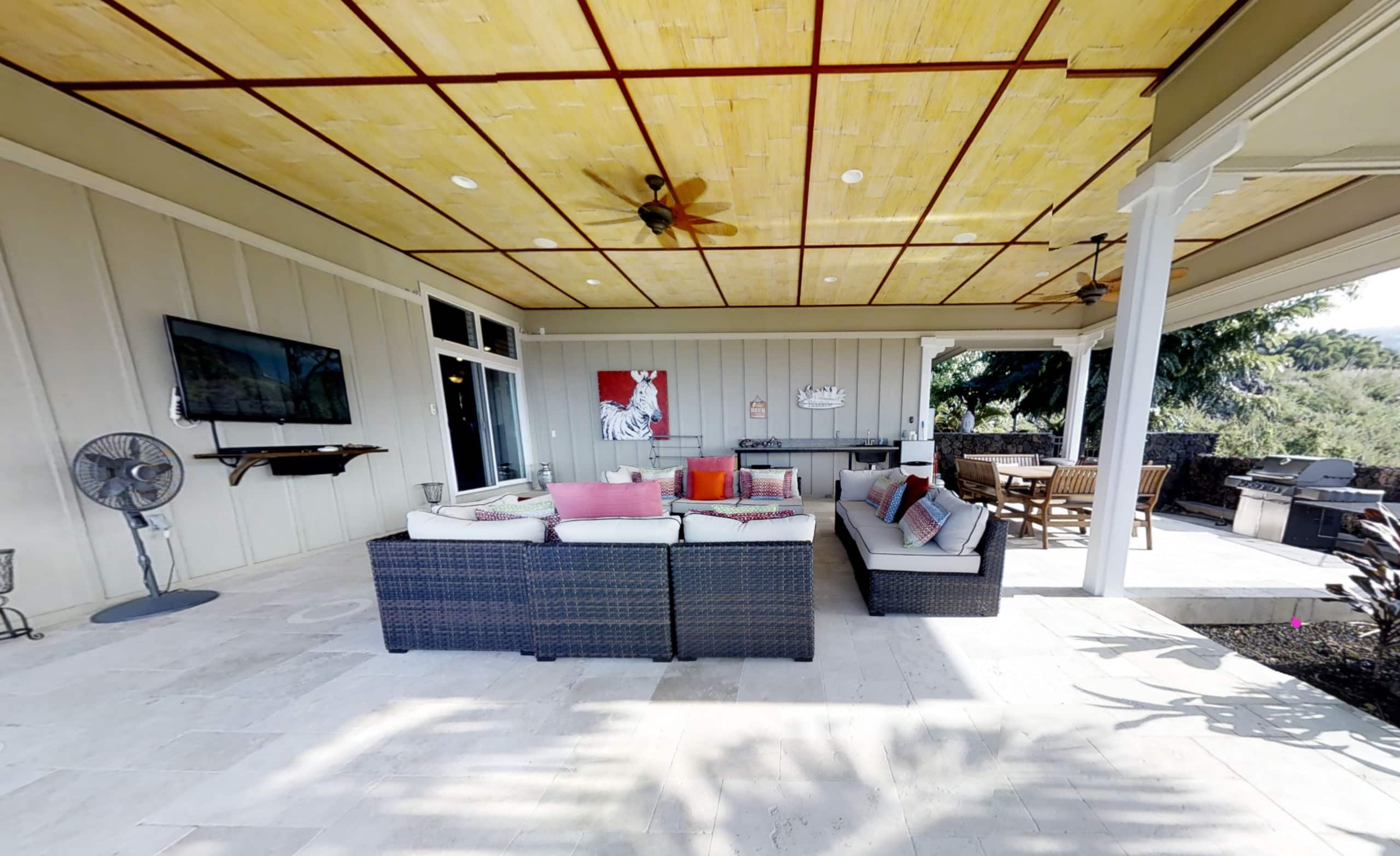 Home in Kailua-Kona · ★4.82 · 5 bedrooms · 7 beds · 3.5 baths - Image 1