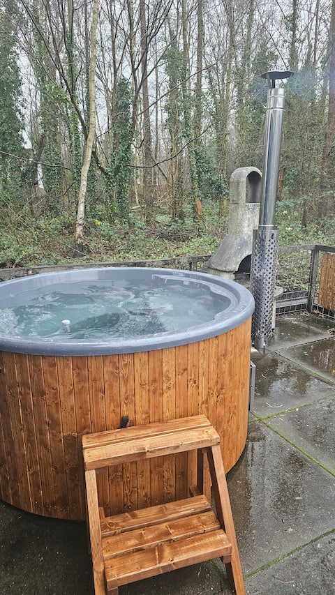 Balistyle guesthouse (incl Hottub) near Amsterdam