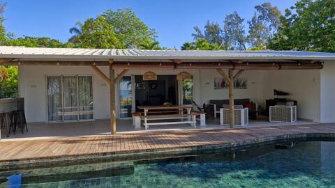 Villa Philibert,pool,on beach, away from tourism