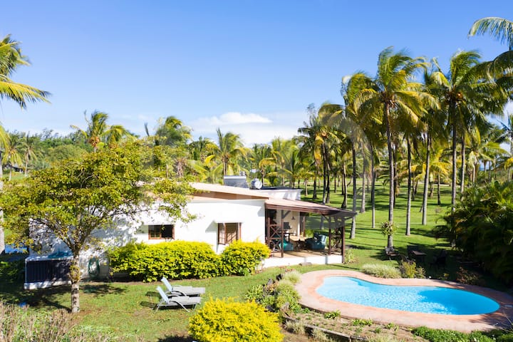 Cosy Villa Chez Zaza,private pool in Le Morne,kite