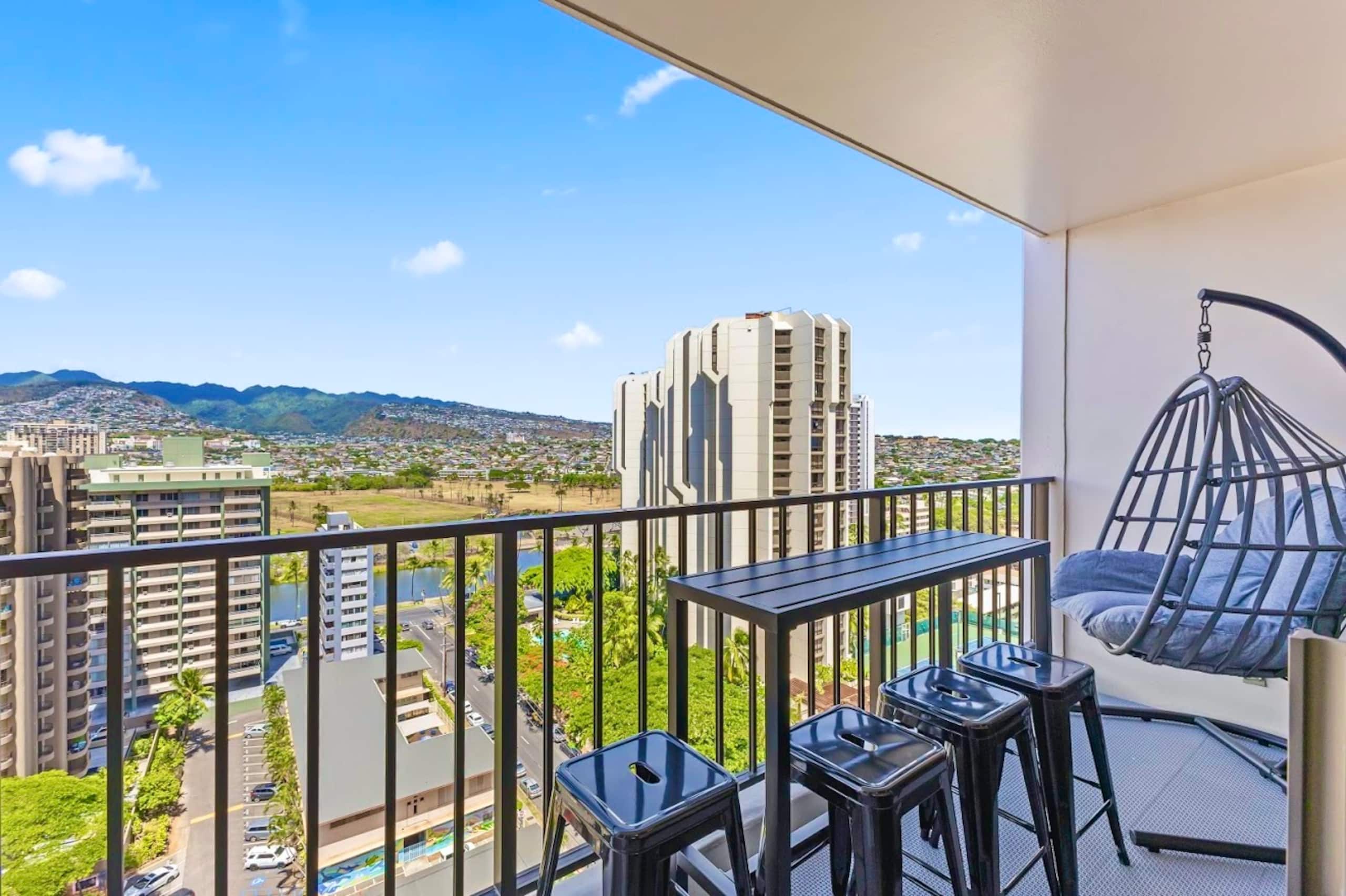 19F-Newly Renovated Banyan- Stunning 1BR/Parking - Image 39