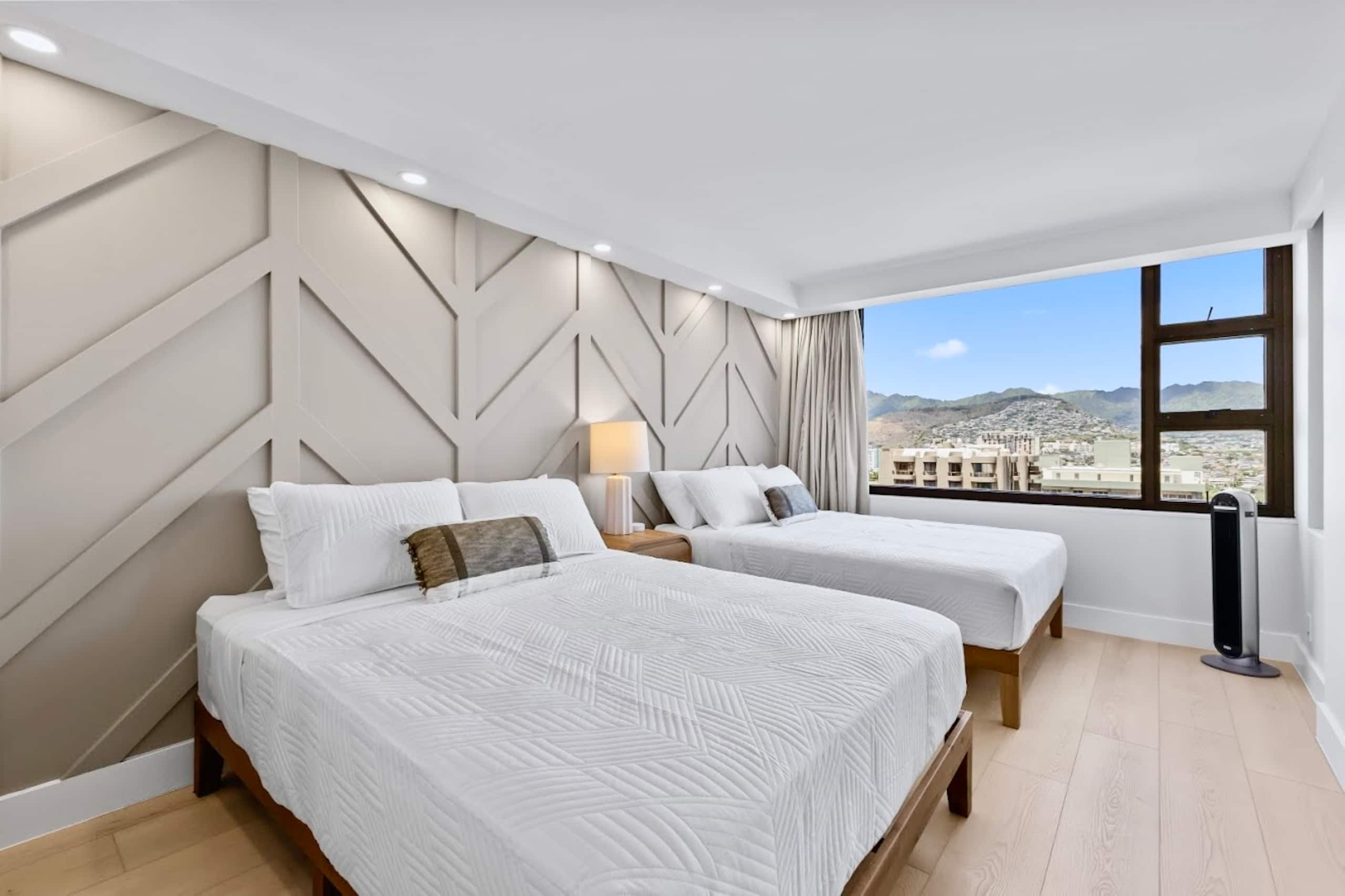 19F-Newly Renovated Banyan- Stunning 1BR/Parking - Image 25