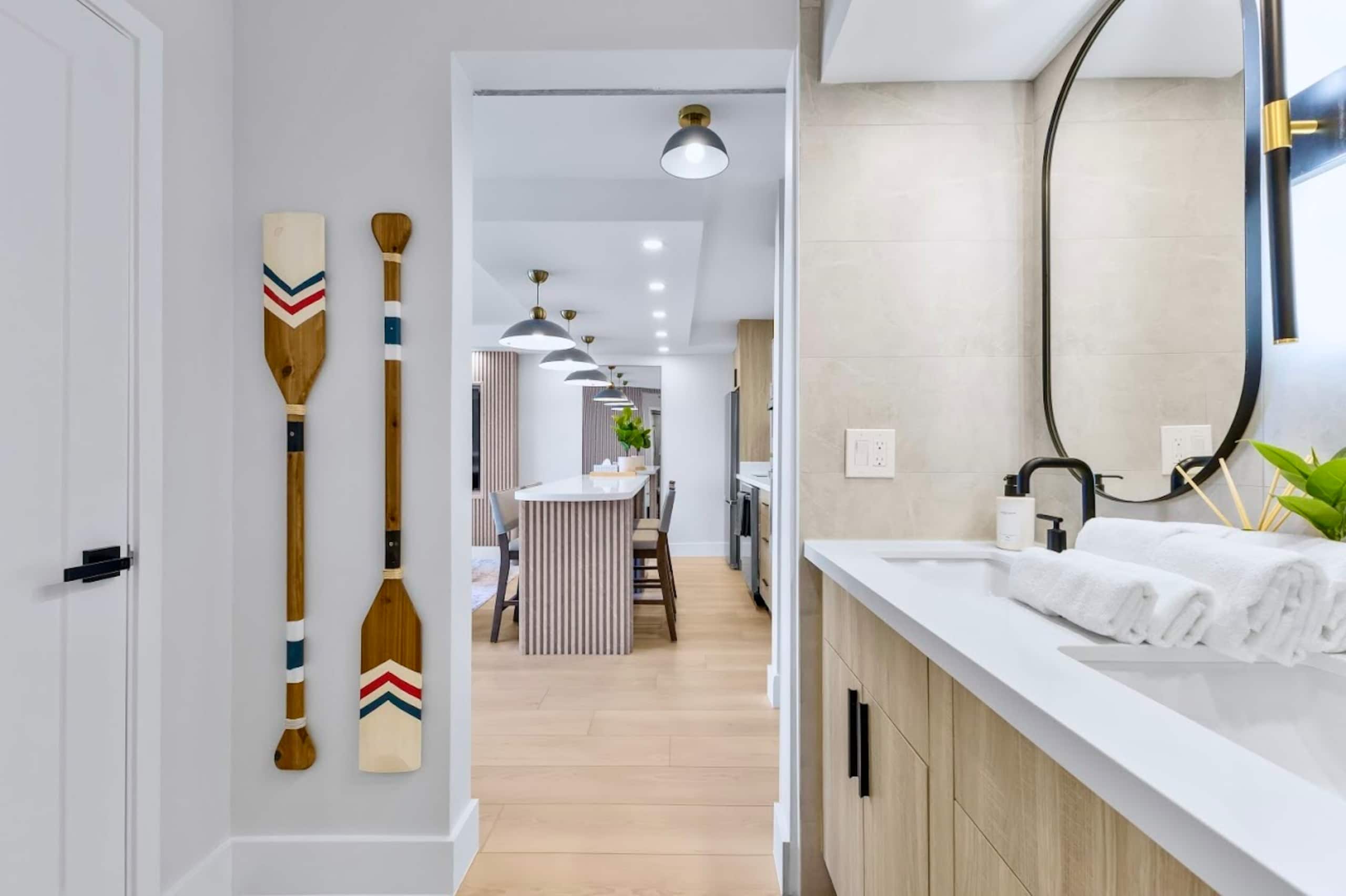 19F-Newly Renovated Banyan- Stunning 1BR/Parking - Image 32