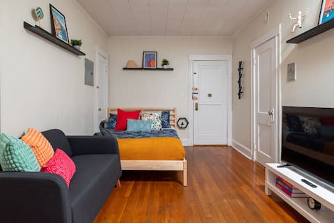 Popular Airbnb listing: Fenway Park – Studio – Walk everywhere – Location in Fenway/Longwood