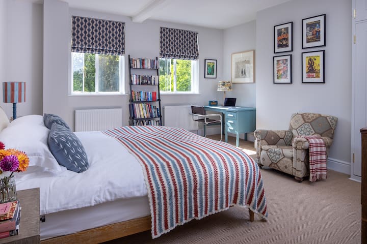 საძინებელი 3