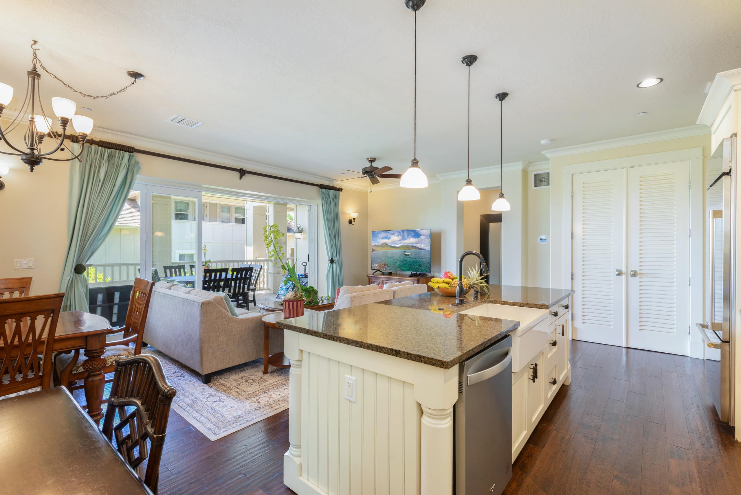Condo in Koloa · ★4.95 · 3 bedrooms · 6 beds · 3 private baths - Image 9