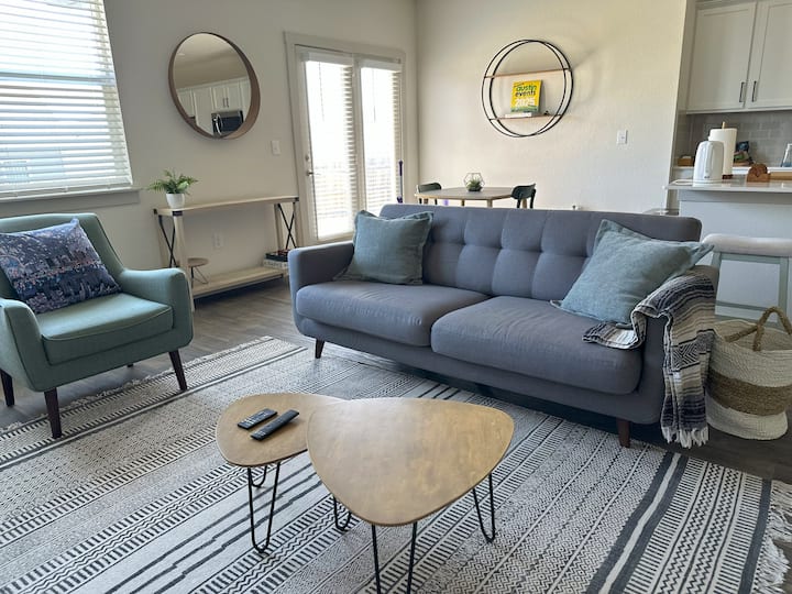 Cozy, Convenient Home North Atx 3br | 2ba | 1study - Austin, TX