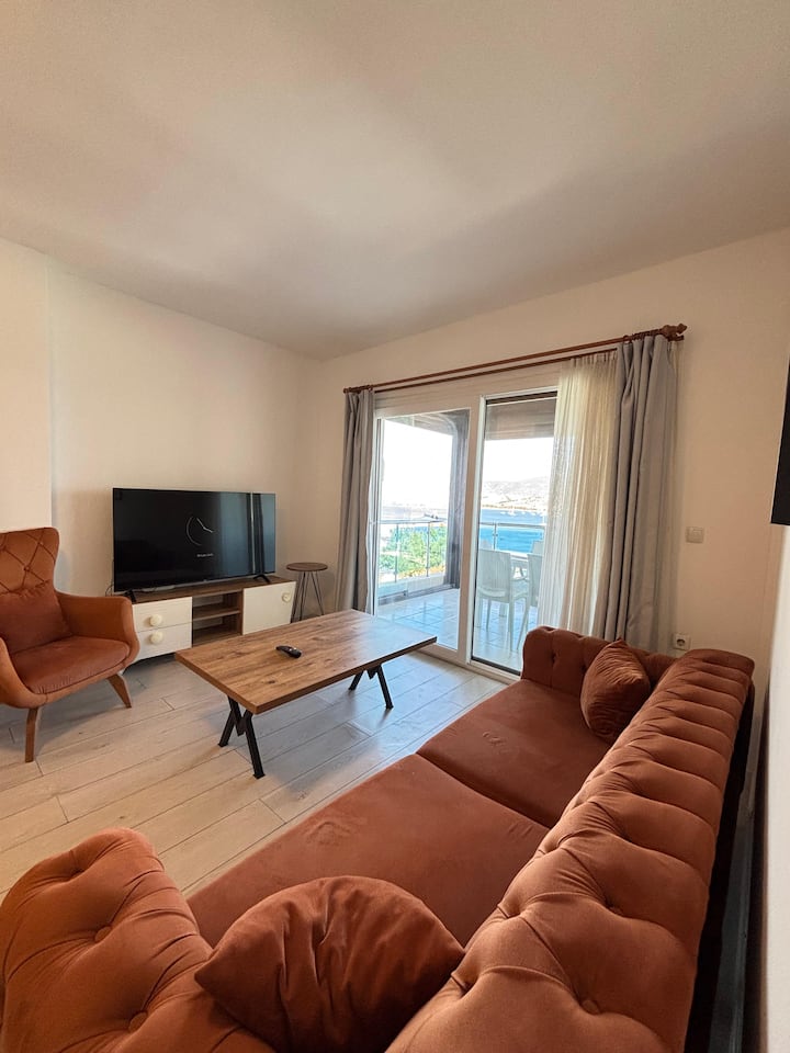 “Plaj Kapınızın ÖNünde! Denize Sıfır Tatil Keyfi - Bodrum