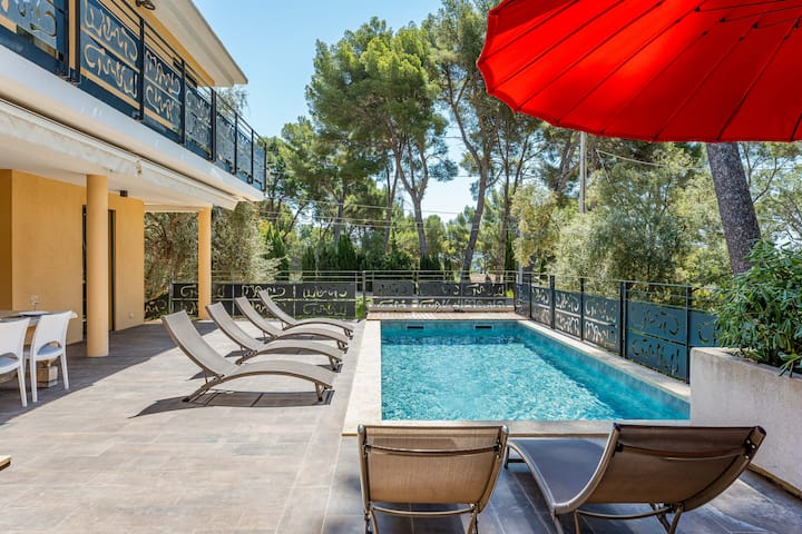 Appartement Exceptionnel Et Piscine Privée Vue Mer - La Ciotat