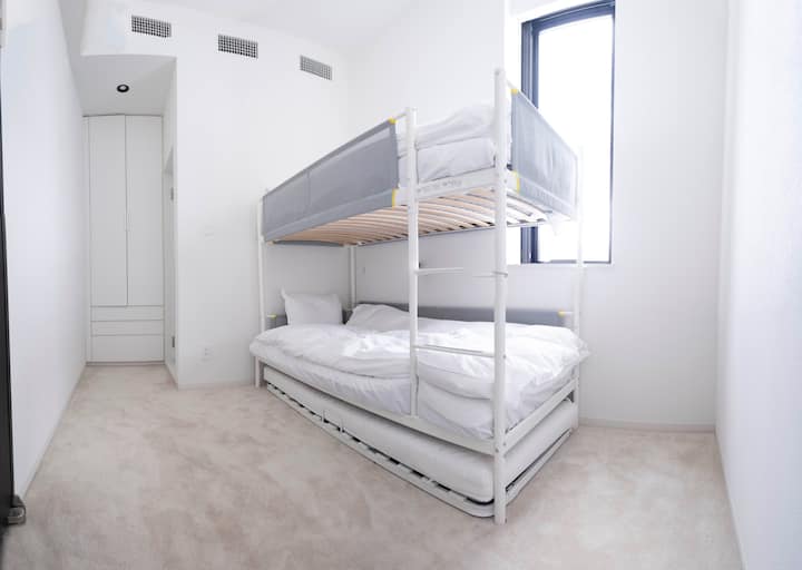 Litera con cama extraíble