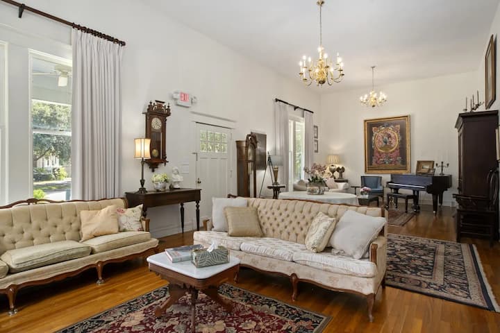 The Bay (Entire Home) - Hattiesburg, MS