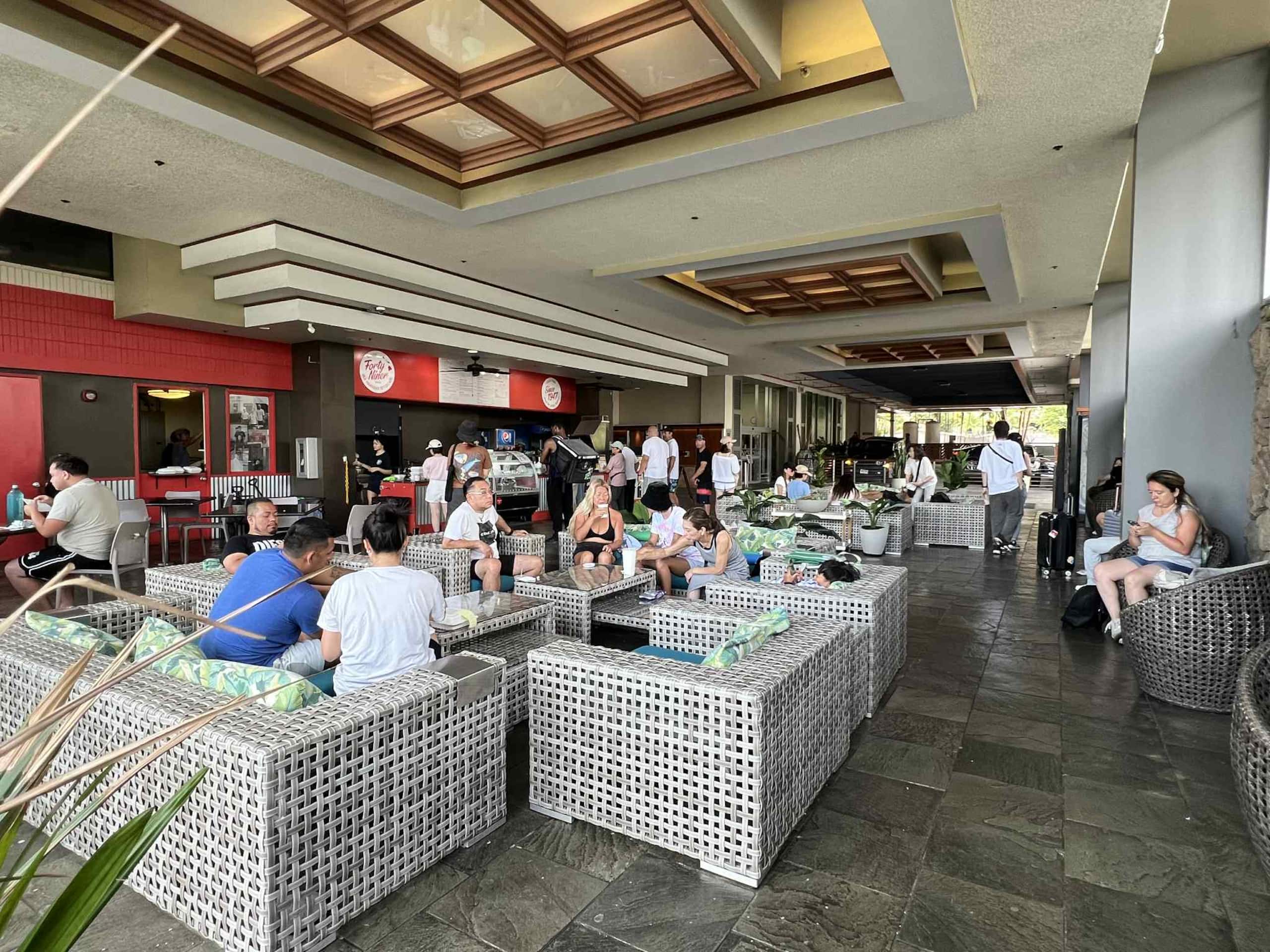 Waikiki Breeze and Free Parking - Image 45