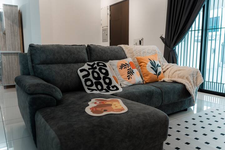 Sleek Modern Living 4br 9pax @Alma Santuari - Batu Kawan