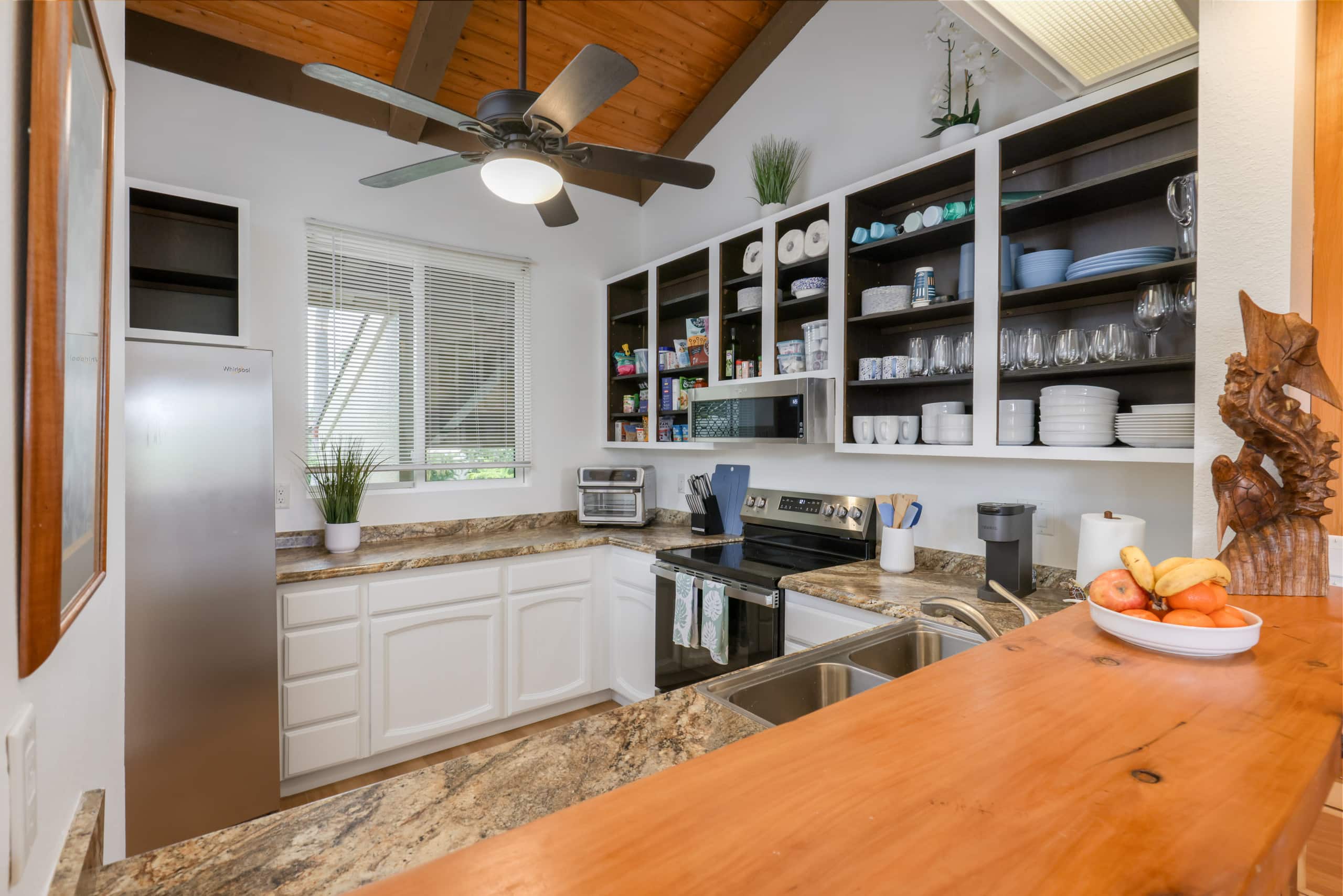 Oceanfront Complex - 2bdrm/2bath with Loft - New! - Photo 17
