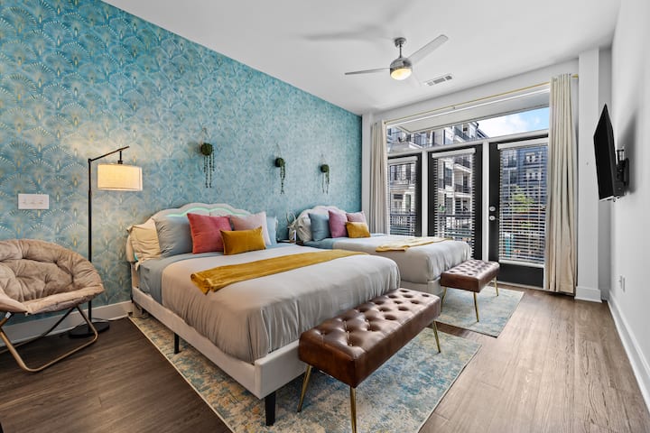 Poolside Glam / Walk To Broadway / Parking Avail - Nashville, TN