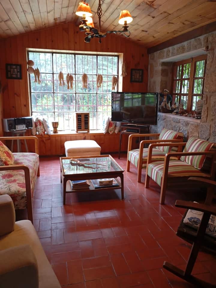 Casa Para 11 · Gran Jardín 1800 M² · Algarrobo - Algarrobo