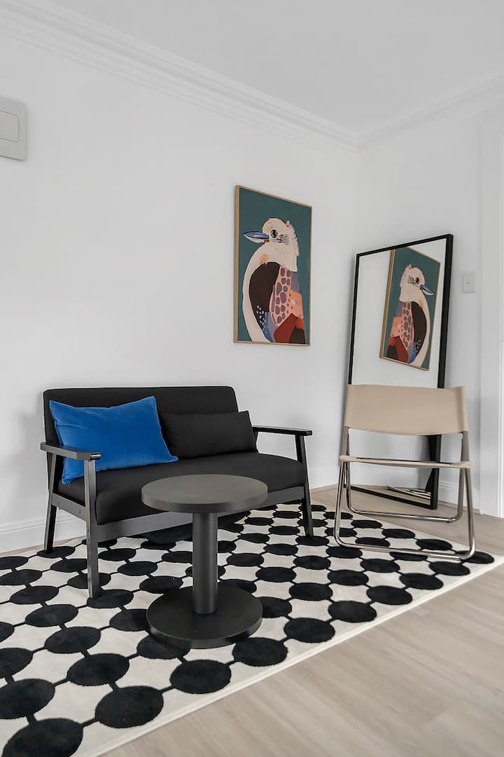 Lucky Studios - Cojoined Apartments On Crown St. - Surry Hills