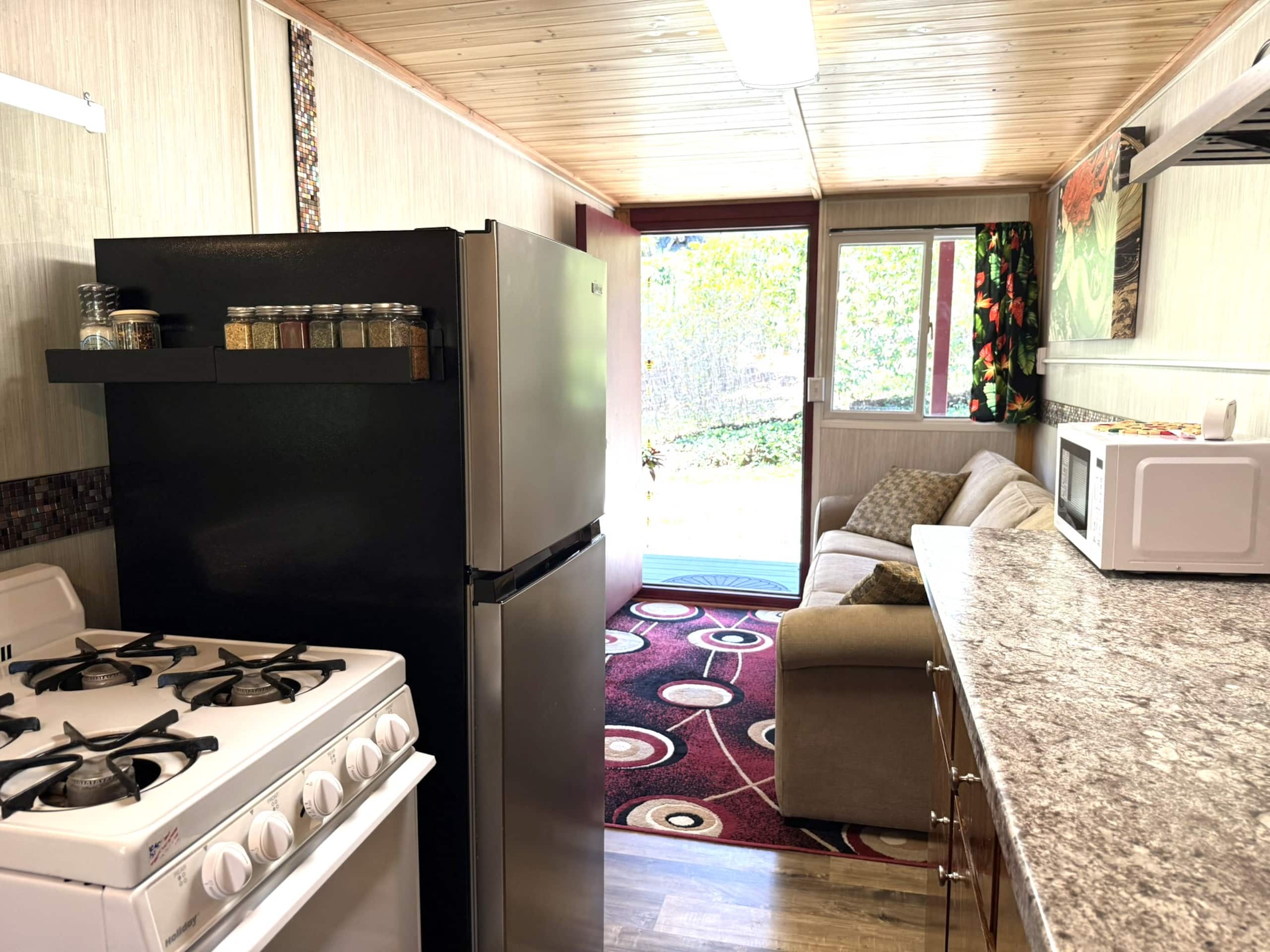 Guesthouse in Honokaa · ★5.0 · 1 bedroom · 1 bed · 1 private bath - Image 5