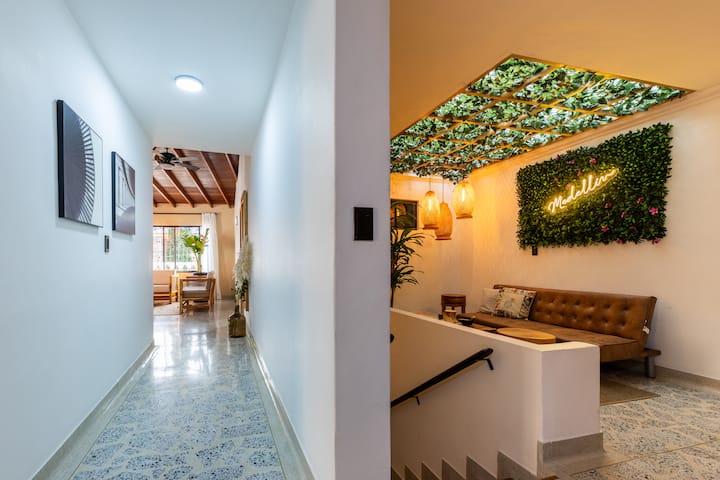 Design House With Terrace - Envigado
