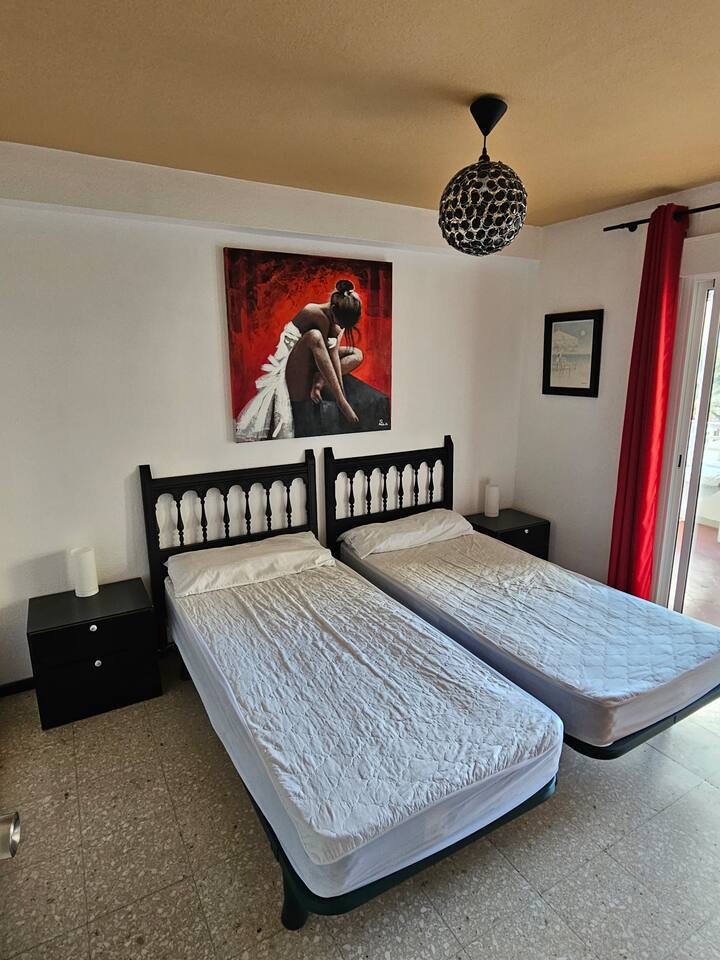 غرفة النوم 2