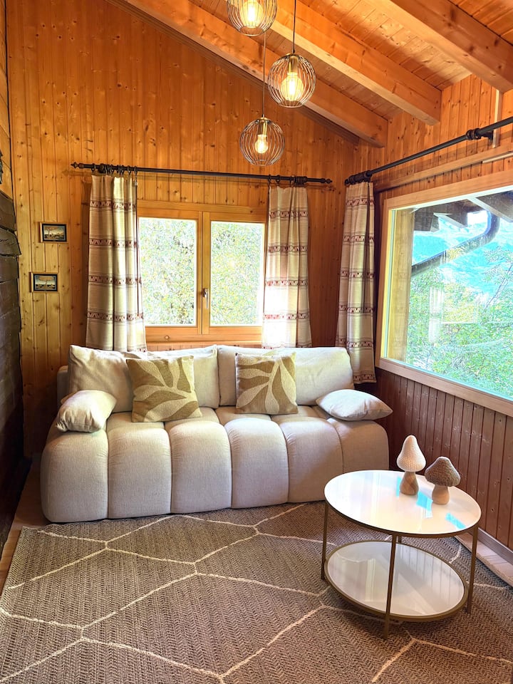 Chalet Spacieux à Nendaz 
· 7 Pers · Vue & Calme - Canton of Valais