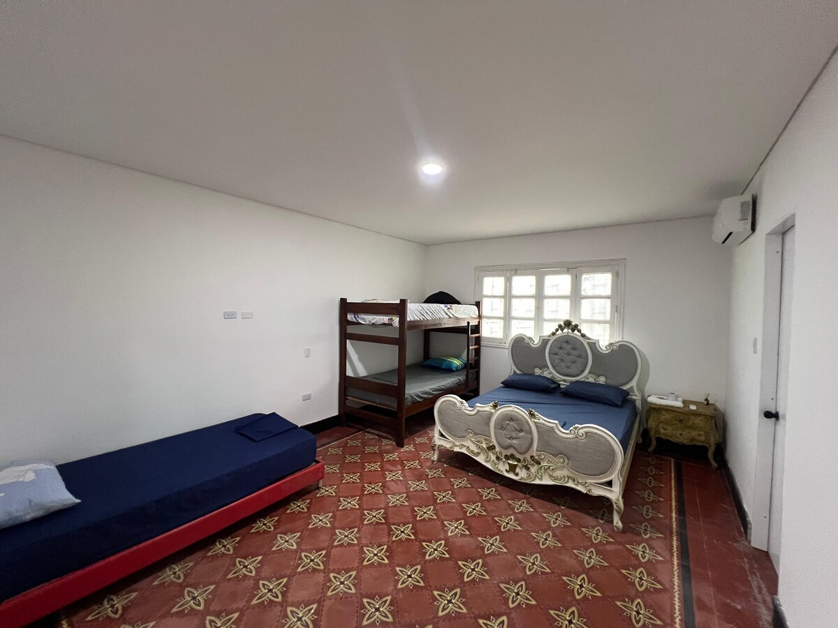 غرفة النوم 1