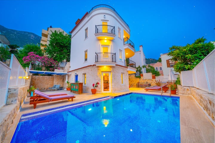 Villa Kulla 4 Beds, Super Central, Salt-water Pool - 卡爾坎