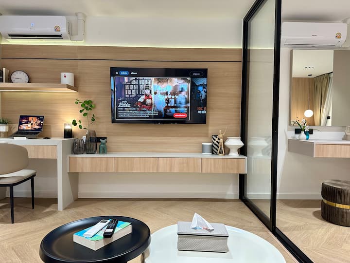 New & Cozy Near Maya Mall & Nimman/kitchen & Desk - Csiangmaj