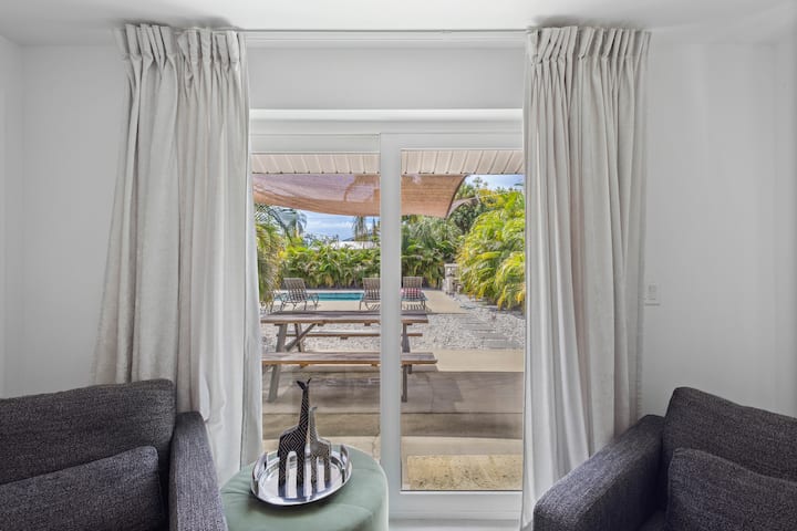 Cozy 1br W/ Pool · 4 Min From Siesta - Big Lake, Osprey