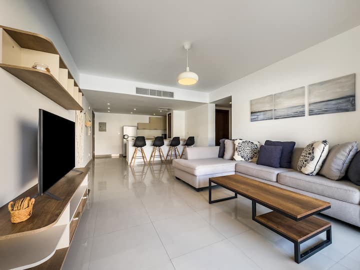 Modern Pool-front 2br Gouna Apt | Private Terrace - Hurghada