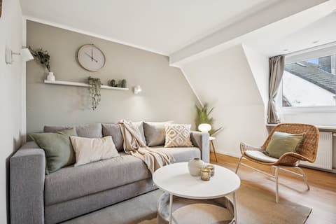 Erfolgreiche Airbnb-Immobilie: Deluxe! 15min Messe&Uniklinik, Arbeitspl., Boxspr. in Holsterhausen