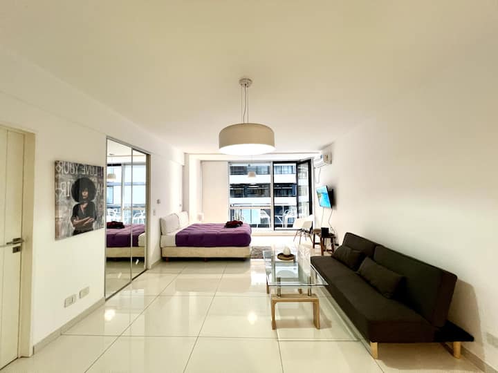 Modern studio apartment in Puerto Madero