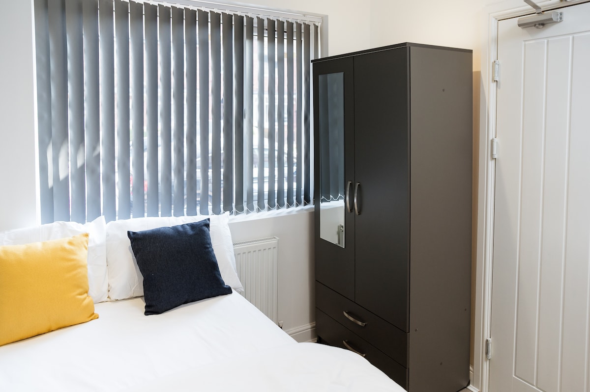 غرفة النوم 1