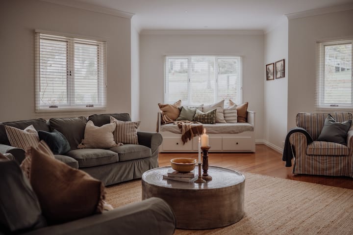 Cosy Country Cottage, Sleeps 8, Minutes To Town. - Marysville