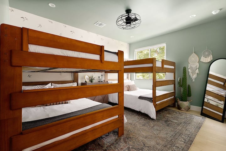 საძინებელი 4