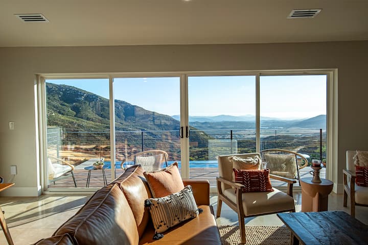 Infinity Pool & Spa-private-endless Views-luxury - Viejas Casino & Resort