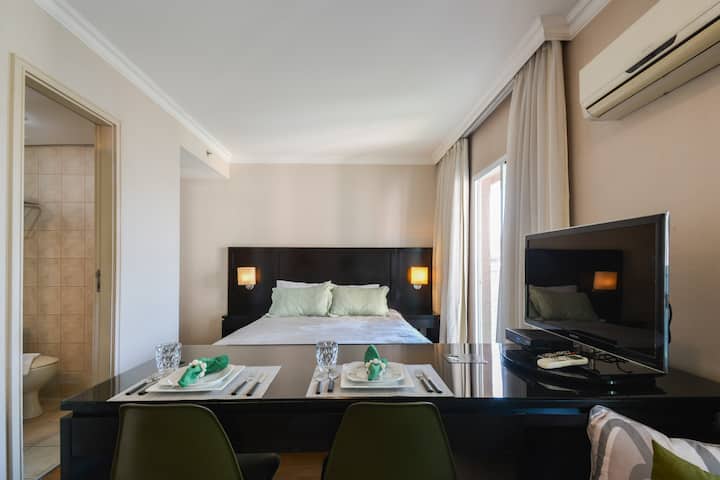 Во ова место, секој детаљ е осмислен за да го трансформира вашиот престој во Сао Паоло во уникатна приказна — мешавина од удобност, практичност и доживувања што остануваат во сеќавањето.