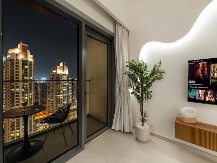 Luxury 2br- Pool W/ Burj View- 5 Min To Dubai Mall - Dubaj