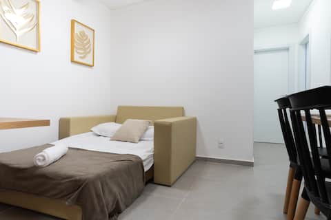 Successful Airbnb property: FLO602 - Downtown | 2 Bedrooms with Air Conditioning • Washer and Dryer in Londrina