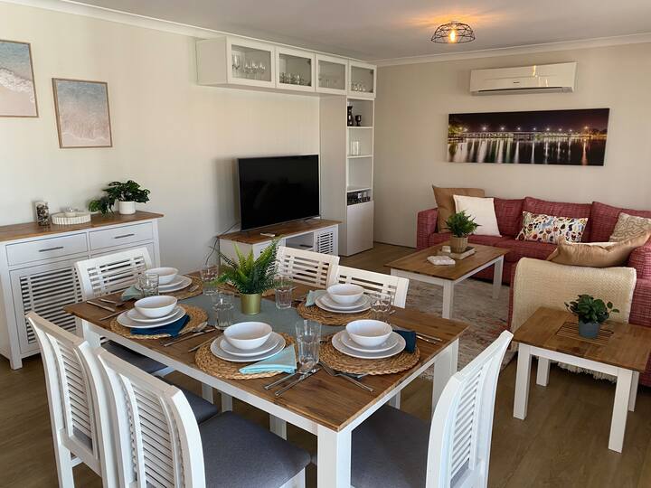 “Sundara” - Holiday Home At Mandurah
 3br Home - 曼杜拉