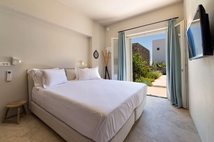 يمكن تحويل السرير المزدوج إلى سريرين مفردين