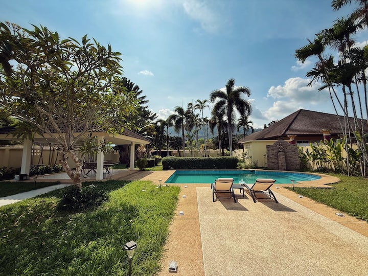 Tranquil Garden Villa With Mountain-view And Pool - Phuket