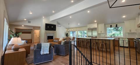 Top Airbnb: The Fjord | Hot Tub, Chef’s Kitchen & Pickle Barn in Prairie Creek