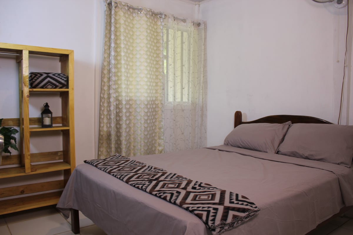 غرفة النوم 2