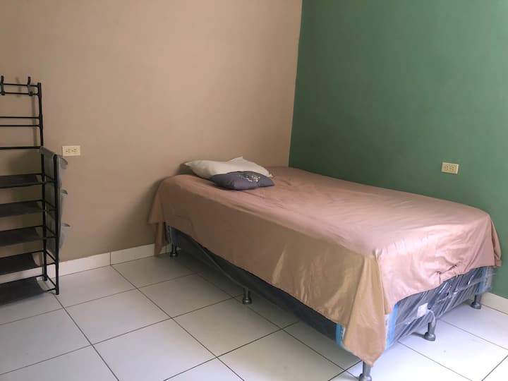 Apartamento, Ubicado En El Centro De Marcala. - Marcala